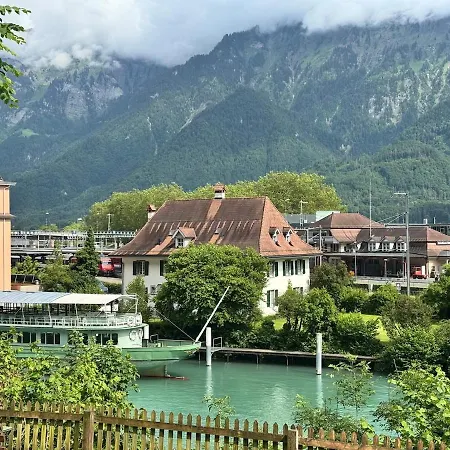 River 3 -kissed Retreat With Iconic Jungfraujoch View アパート