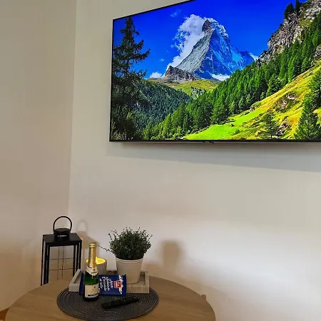 Apartment River 3 -kissed Retreat With Iconic Jungfraujoch View Interlaken