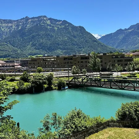 River 3 -kissed Retreat With Iconic Jungfraujoch View アパート